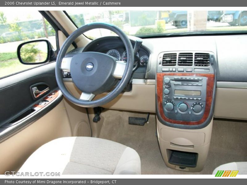 Emerald Jewel Metallic / Cashmere 2006 Chevrolet Uplander LS