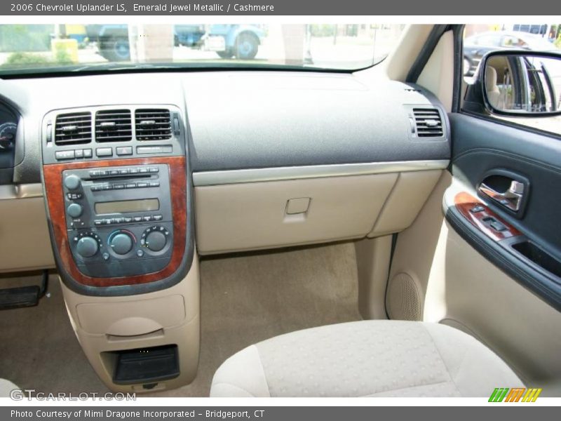 Emerald Jewel Metallic / Cashmere 2006 Chevrolet Uplander LS
