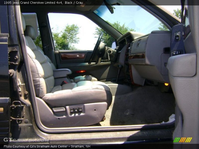 Black / Gray 1995 Jeep Grand Cherokee Limited 4x4