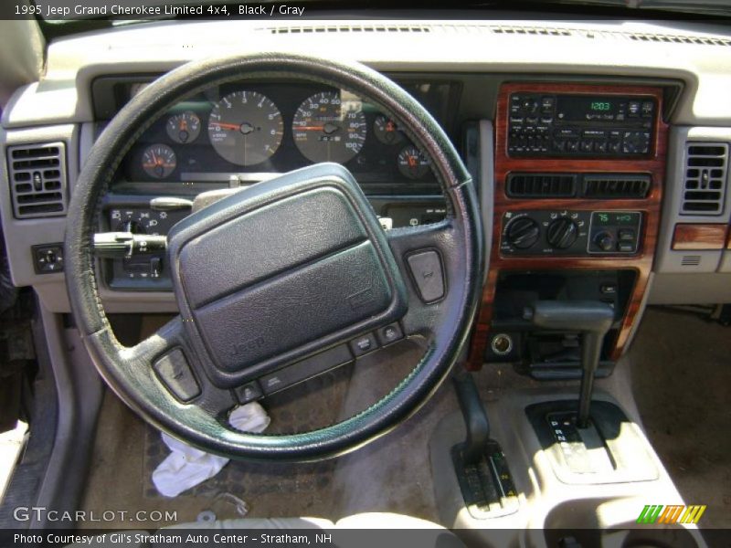Black / Gray 1995 Jeep Grand Cherokee Limited 4x4