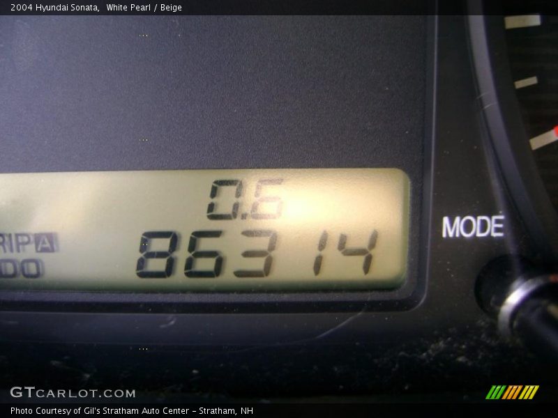 White Pearl / Beige 2004 Hyundai Sonata