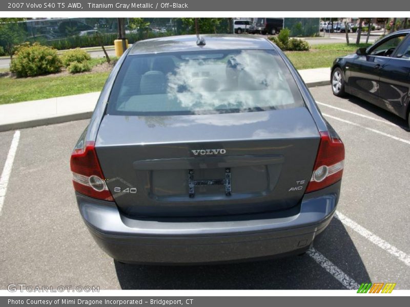 Titanium Gray Metallic / Off-Black 2007 Volvo S40 T5 AWD