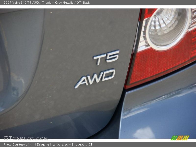 Titanium Gray Metallic / Off-Black 2007 Volvo S40 T5 AWD
