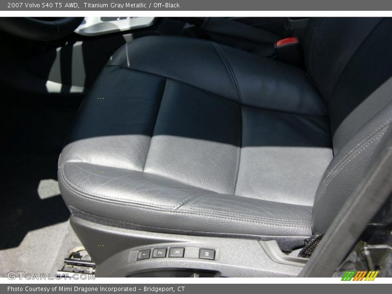 Titanium Gray Metallic / Off-Black 2007 Volvo S40 T5 AWD