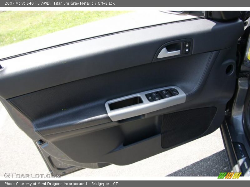 Titanium Gray Metallic / Off-Black 2007 Volvo S40 T5 AWD