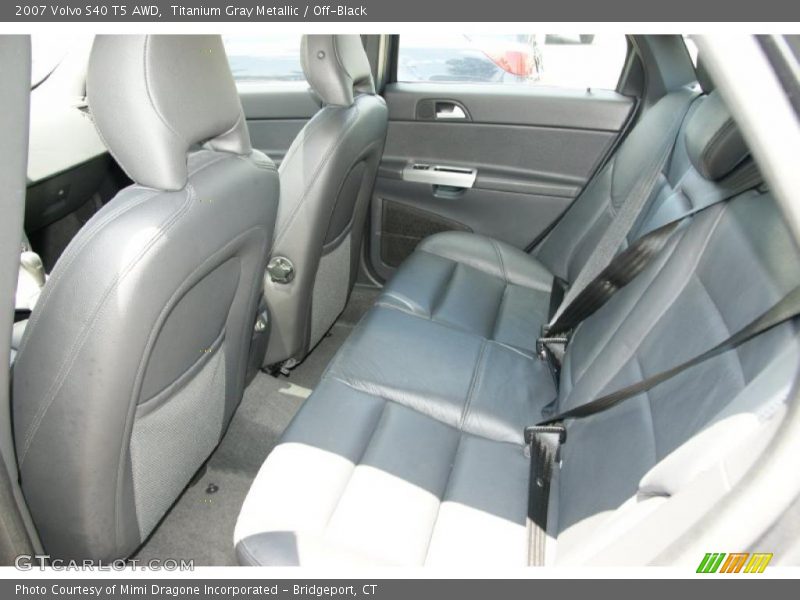 Titanium Gray Metallic / Off-Black 2007 Volvo S40 T5 AWD