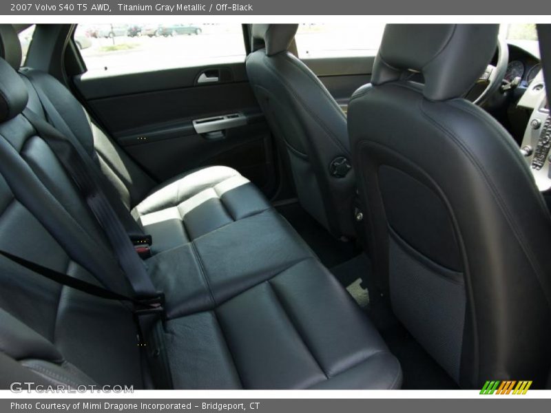 Titanium Gray Metallic / Off-Black 2007 Volvo S40 T5 AWD
