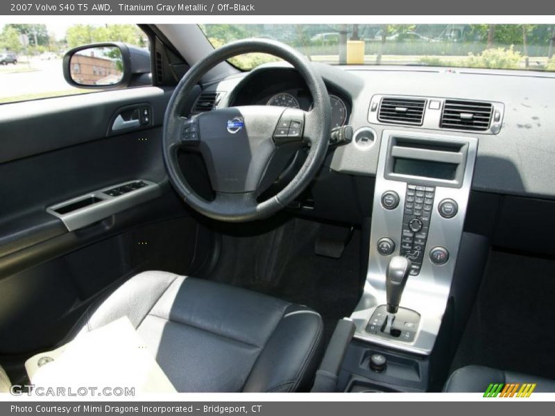 Titanium Gray Metallic / Off-Black 2007 Volvo S40 T5 AWD
