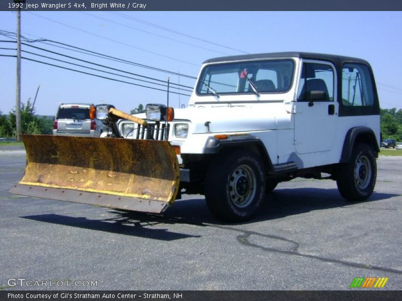 Bright White / Gray 1992 Jeep Wrangler S 4x4