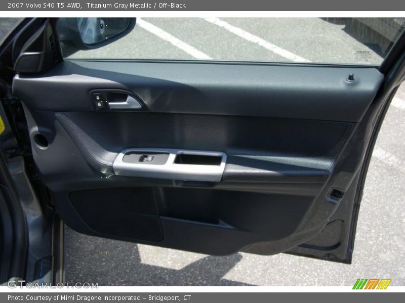 Titanium Gray Metallic / Off-Black 2007 Volvo S40 T5 AWD