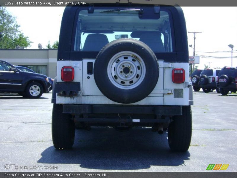 Bright White / Gray 1992 Jeep Wrangler S 4x4