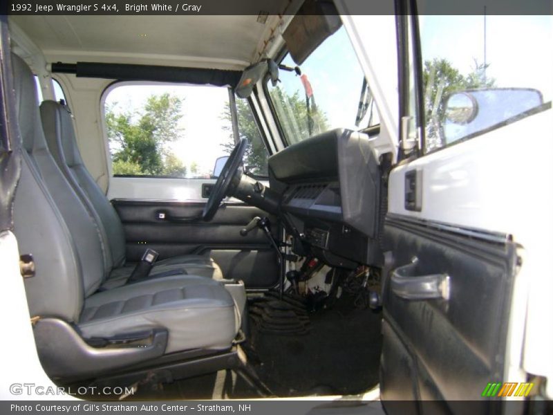 Bright White / Gray 1992 Jeep Wrangler S 4x4