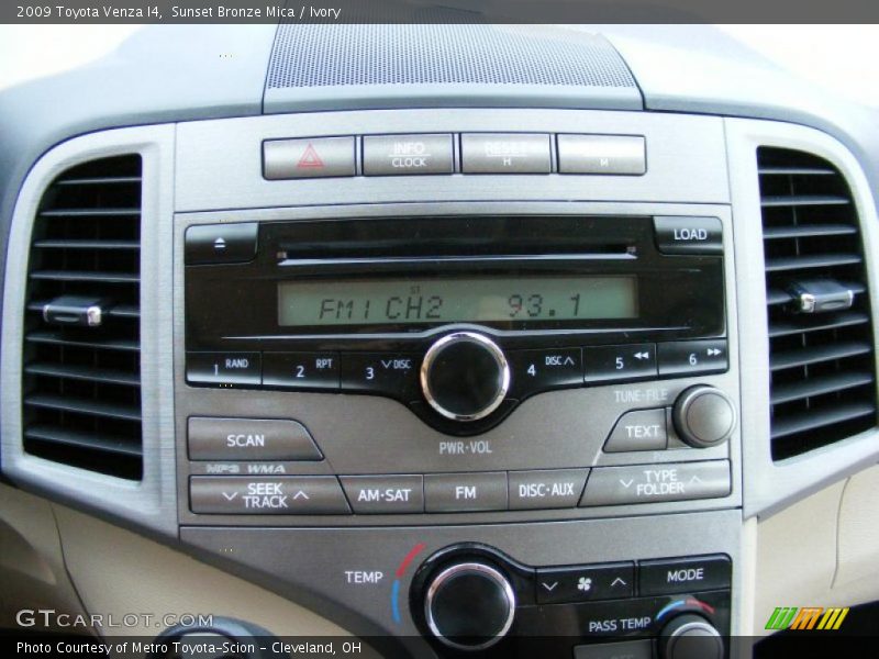 Sunset Bronze Mica / Ivory 2009 Toyota Venza I4