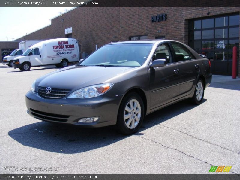 Phantom Gray Pearl / Stone 2003 Toyota Camry XLE