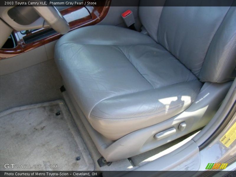 Phantom Gray Pearl / Stone 2003 Toyota Camry XLE