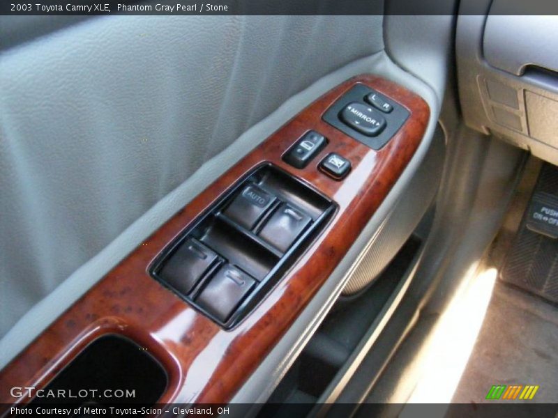 Phantom Gray Pearl / Stone 2003 Toyota Camry XLE