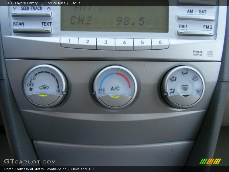 Spruce Mica / Bisque 2010 Toyota Camry LE