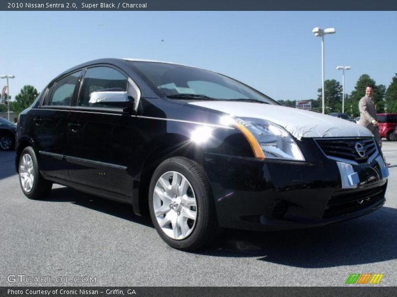 Super Black / Charcoal 2010 Nissan Sentra 2.0