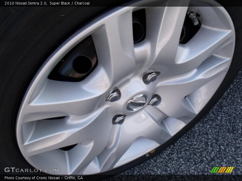 Super Black / Charcoal 2010 Nissan Sentra 2.0
