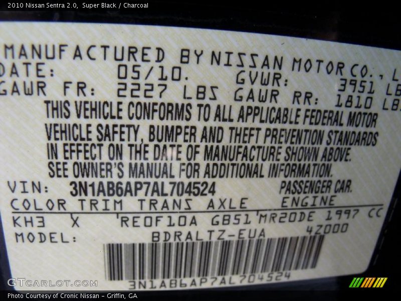 Super Black / Charcoal 2010 Nissan Sentra 2.0