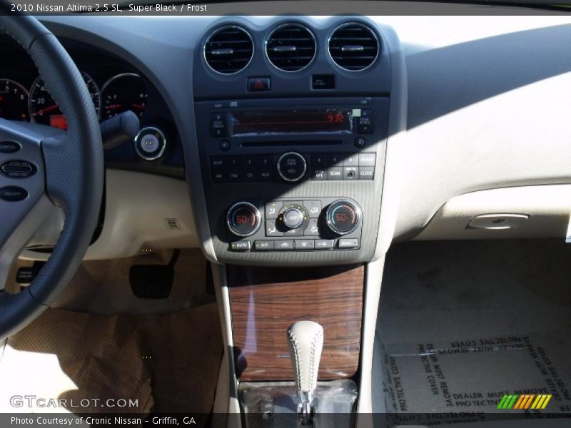 Super Black / Frost 2010 Nissan Altima 2.5 SL