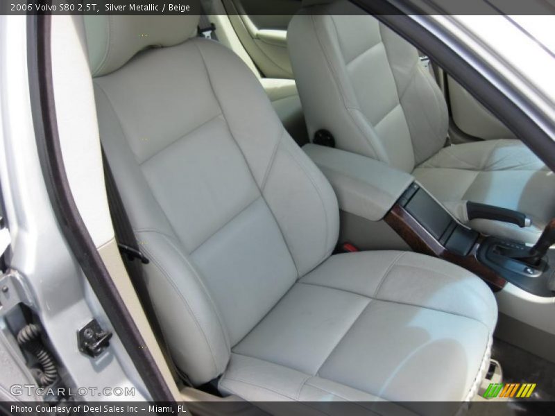 Silver Metallic / Beige 2006 Volvo S80 2.5T