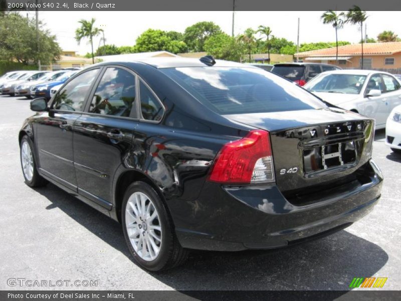 Black / Quartz 2009 Volvo S40 2.4i