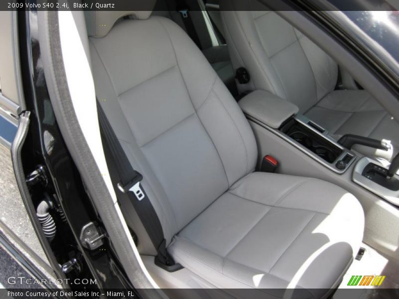 Black / Quartz 2009 Volvo S40 2.4i