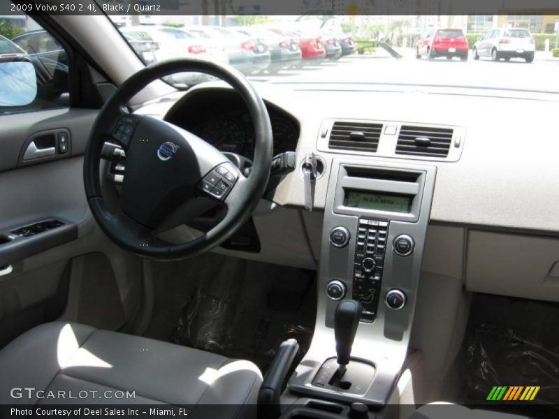 Black / Quartz 2009 Volvo S40 2.4i