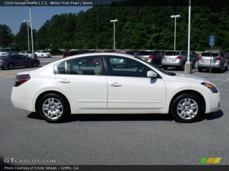 Winter Frost Pearl / Blond 2009 Nissan Altima 2.5 S