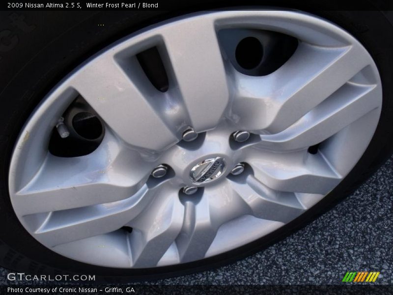 Winter Frost Pearl / Blond 2009 Nissan Altima 2.5 S