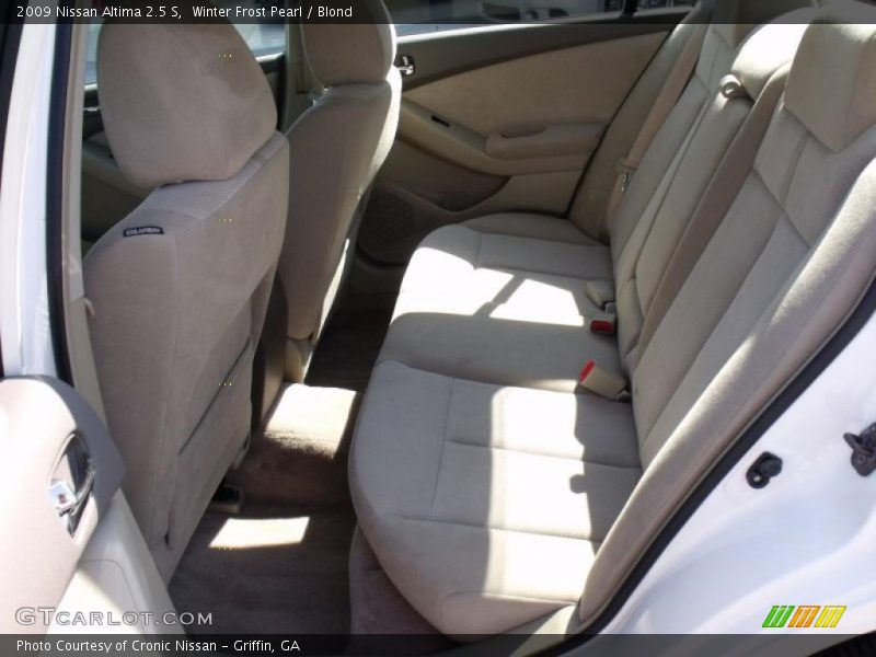 Winter Frost Pearl / Blond 2009 Nissan Altima 2.5 S