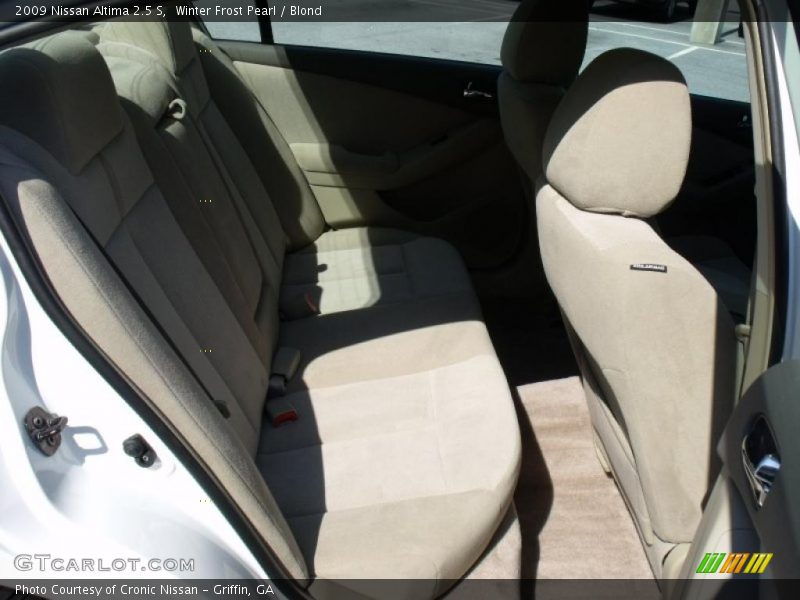 Winter Frost Pearl / Blond 2009 Nissan Altima 2.5 S