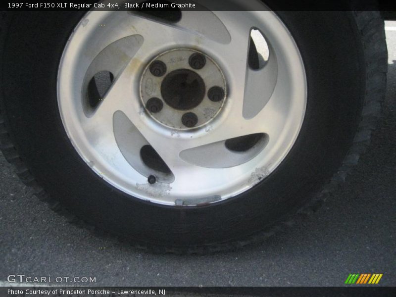 Black / Medium Graphite 1997 Ford F150 XLT Regular Cab 4x4