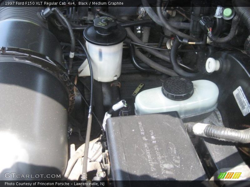 Black / Medium Graphite 1997 Ford F150 XLT Regular Cab 4x4