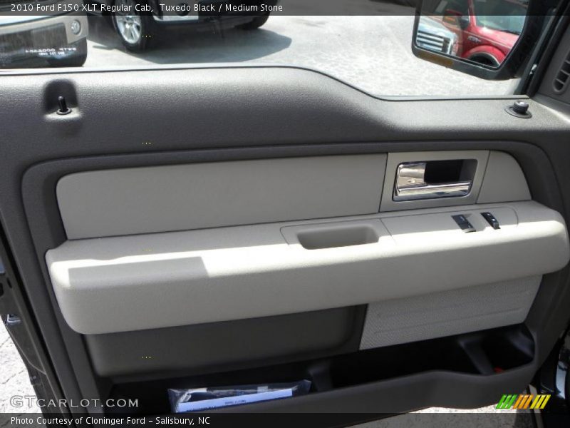 Tuxedo Black / Medium Stone 2010 Ford F150 XLT Regular Cab