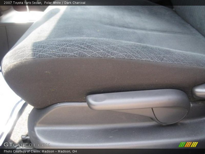 Polar White / Dark Charcoal 2007 Toyota Yaris Sedan
