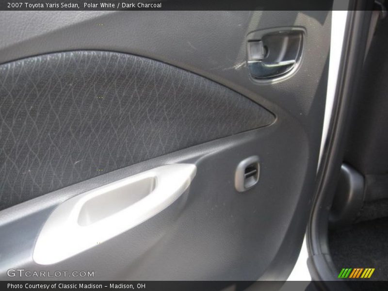 Polar White / Dark Charcoal 2007 Toyota Yaris Sedan