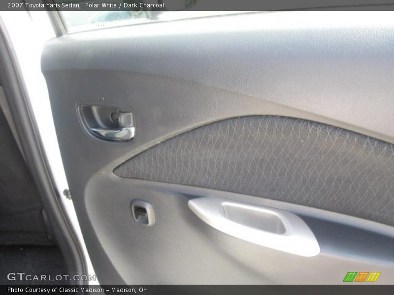 Polar White / Dark Charcoal 2007 Toyota Yaris Sedan
