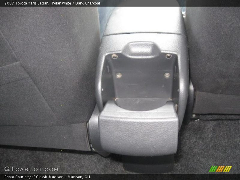 Polar White / Dark Charcoal 2007 Toyota Yaris Sedan