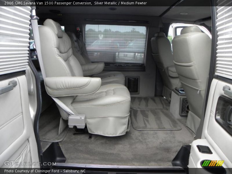 Silver Metallic / Medium Pewter 2006 GMC Savana Van 1500 Passenger Conversion