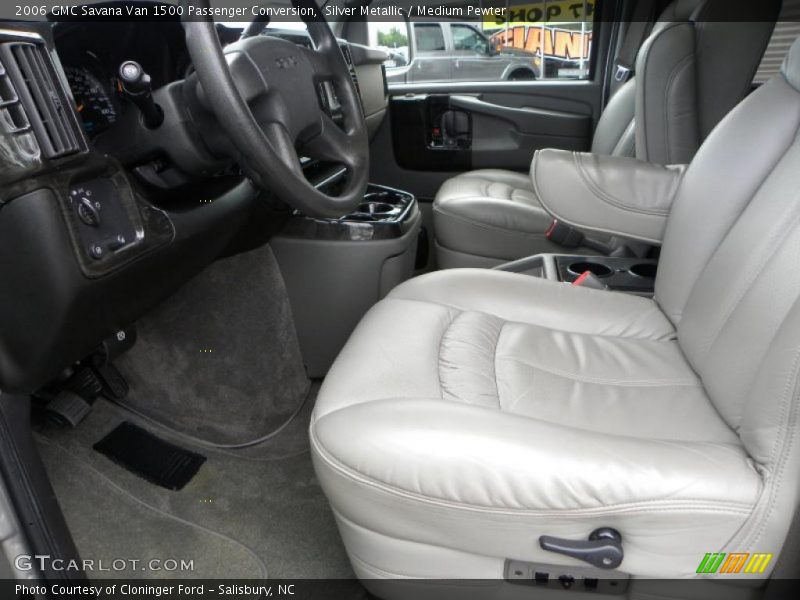 Silver Metallic / Medium Pewter 2006 GMC Savana Van 1500 Passenger Conversion