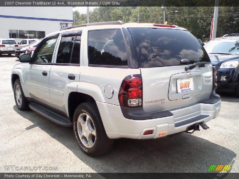 Moondust Metallic / Light Gray 2007 Chevrolet TrailBlazer LS 4x4