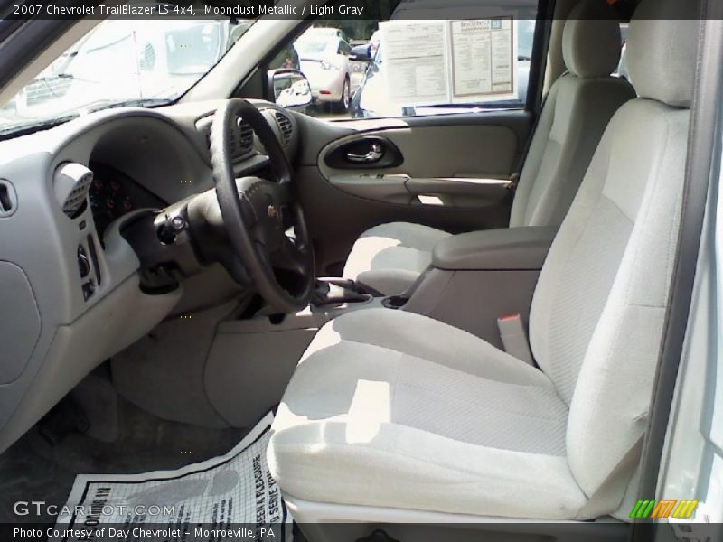 Moondust Metallic / Light Gray 2007 Chevrolet TrailBlazer LS 4x4