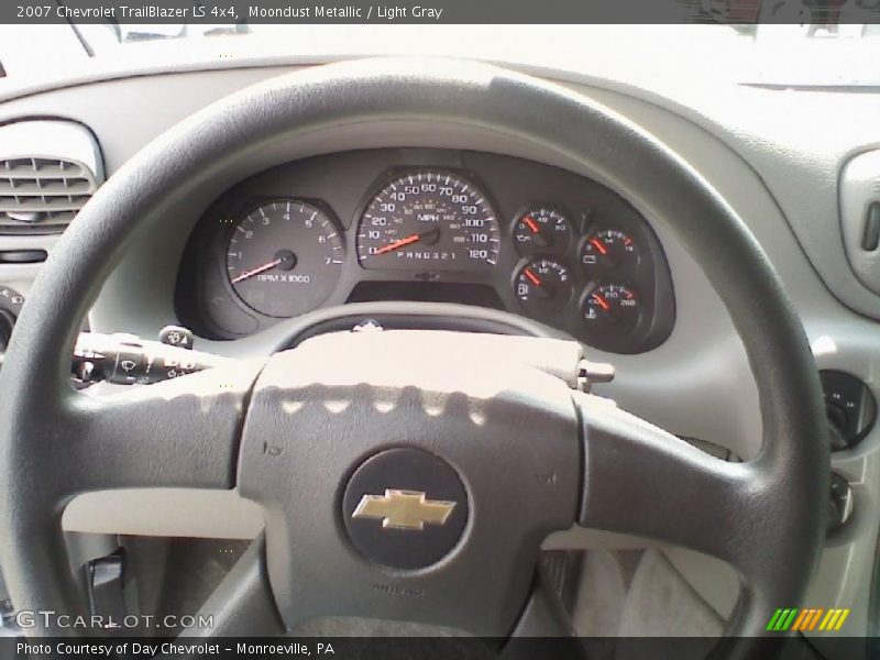 Moondust Metallic / Light Gray 2007 Chevrolet TrailBlazer LS 4x4