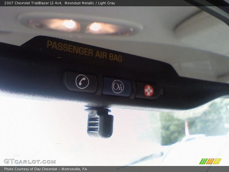 Moondust Metallic / Light Gray 2007 Chevrolet TrailBlazer LS 4x4