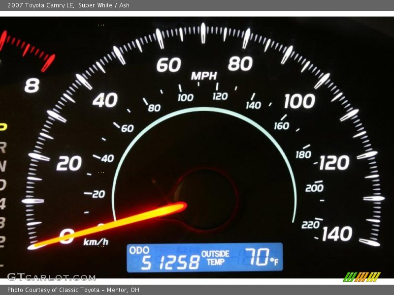 Super White / Ash 2007 Toyota Camry LE