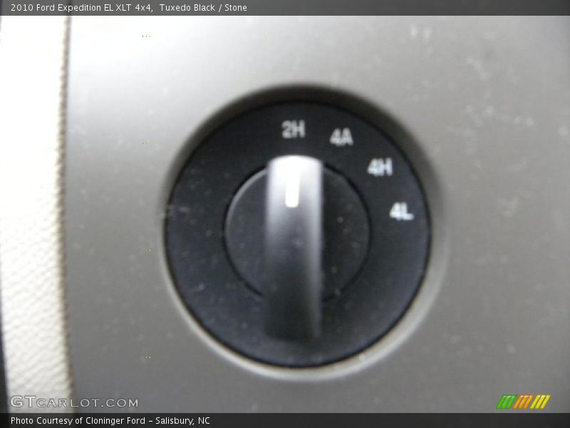 Tuxedo Black / Stone 2010 Ford Expedition EL XLT 4x4