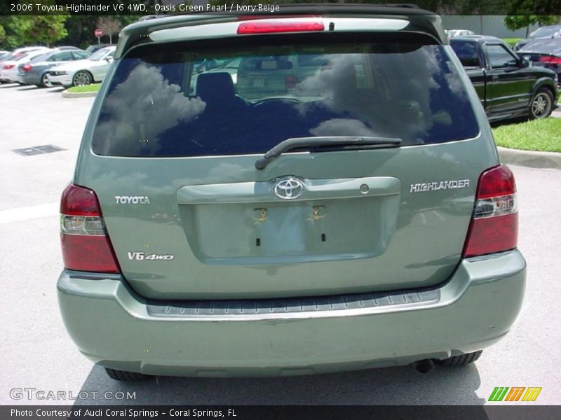 Oasis Green Pearl / Ivory Beige 2006 Toyota Highlander V6 4WD