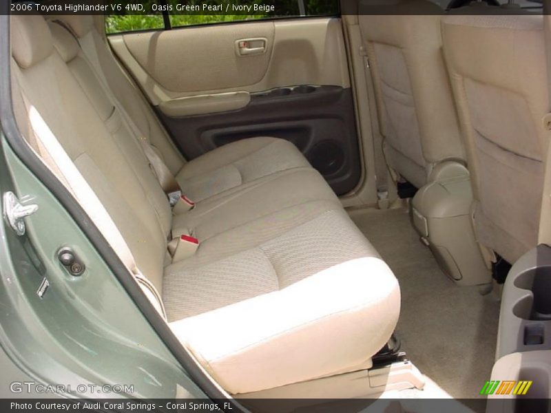 Oasis Green Pearl / Ivory Beige 2006 Toyota Highlander V6 4WD